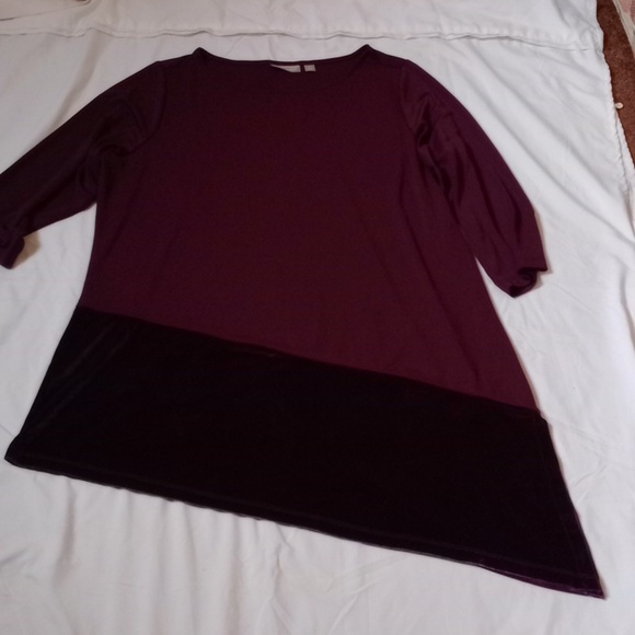 Susan Graver Premier Plum Top, 1x - Picture 3 of 8